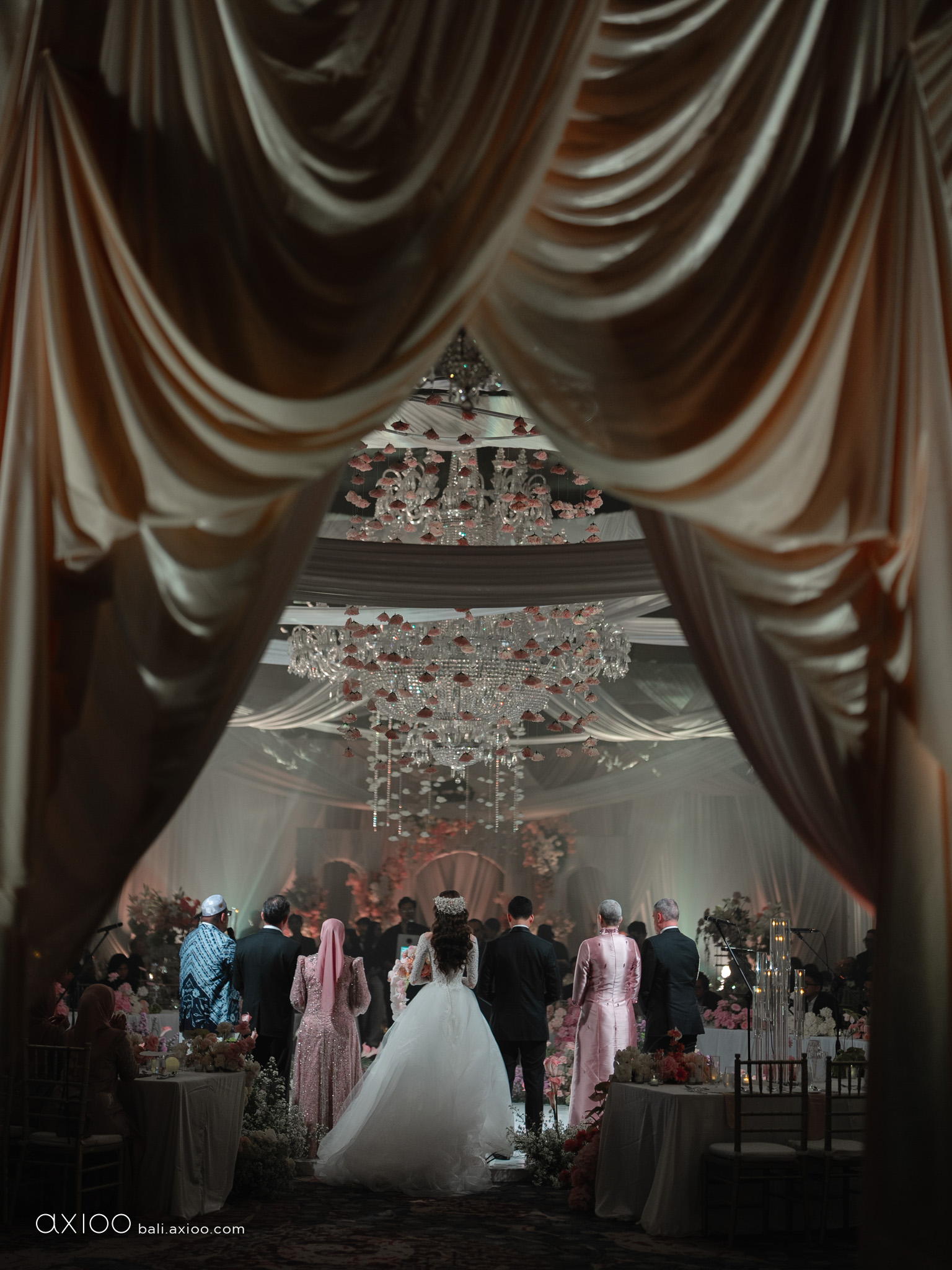 Axioo: Beyond The Spotlight